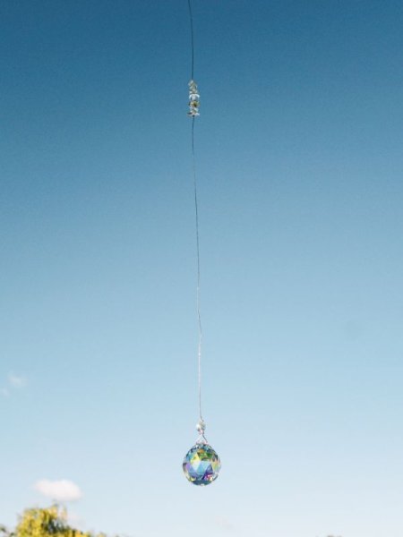 画像2: サンキャッチャー　ball型 20mm クリスタルAB  ワイヤータイプ (2)